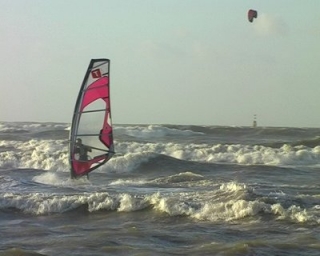  Discover windsurfing Channel 